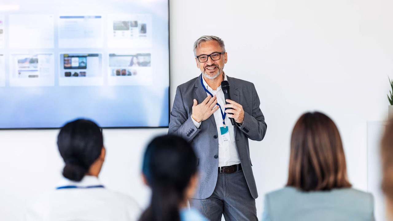 Präsentation eines digitales Schulungsangebots