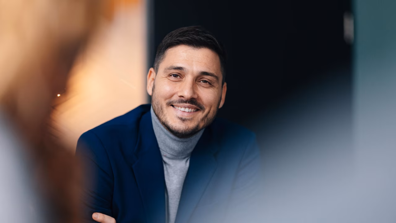 Experte für die Einführung generativer KI und Retrieval-Augmented Generation