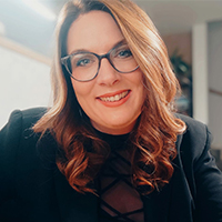 Portrait Julia Gruijthuijsen