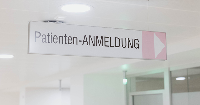 Schild: Patienten-Anmeldung