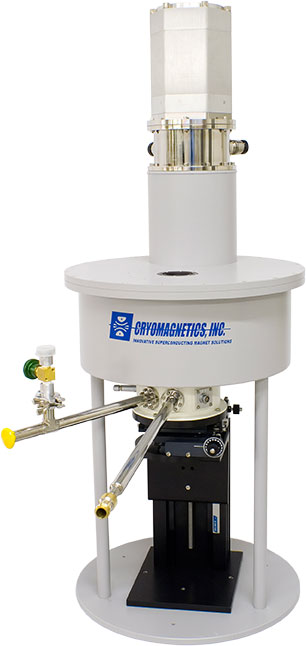 Cryogen-free superconducting magnet for microscopy applications