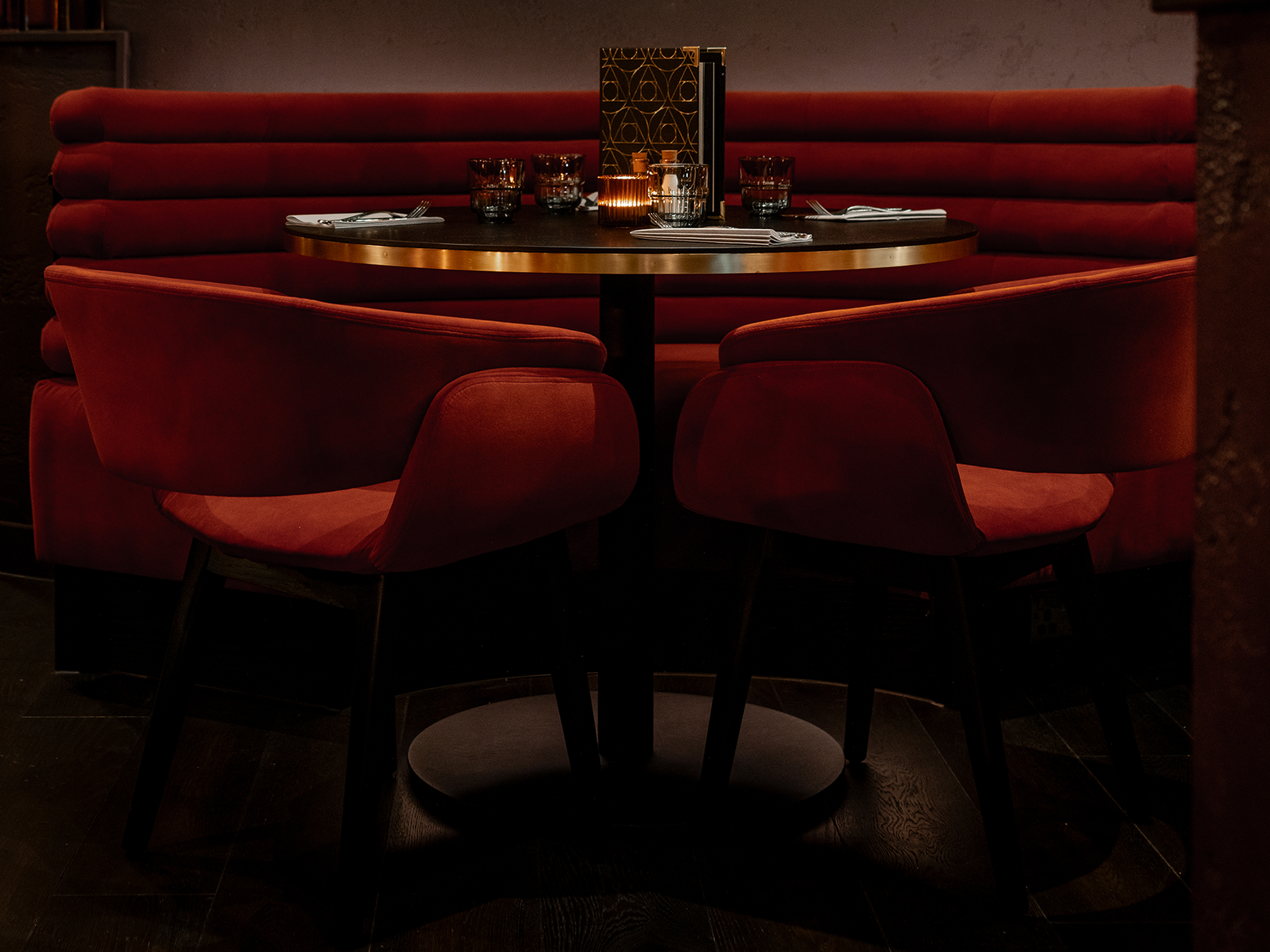 Manhattan Table Top