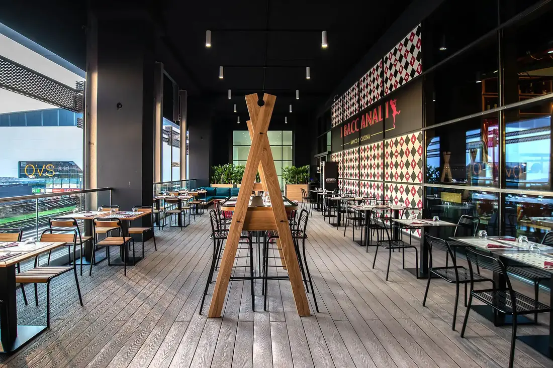 I Baccanali interior