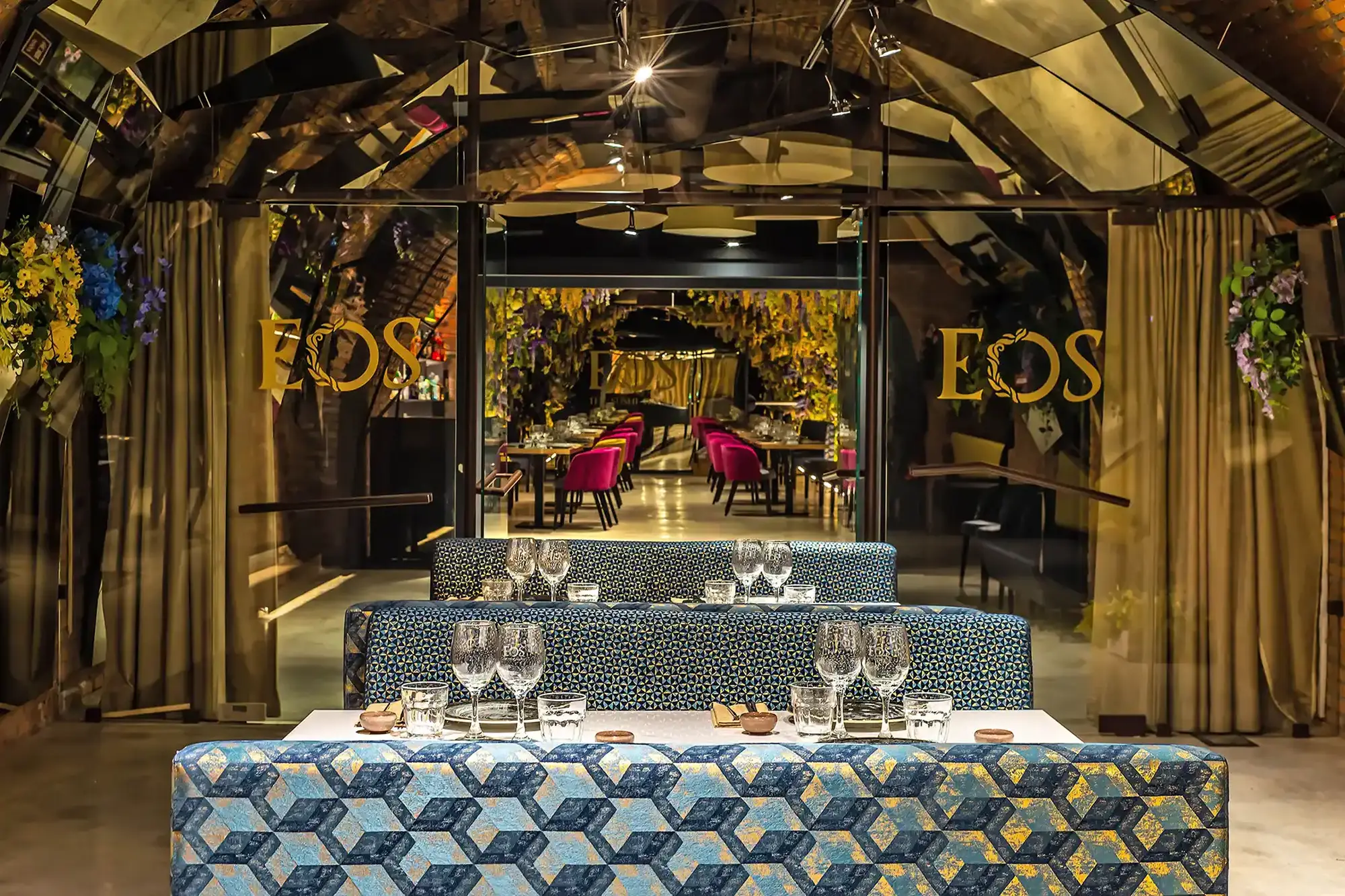 EOS Sushi Temple interior
