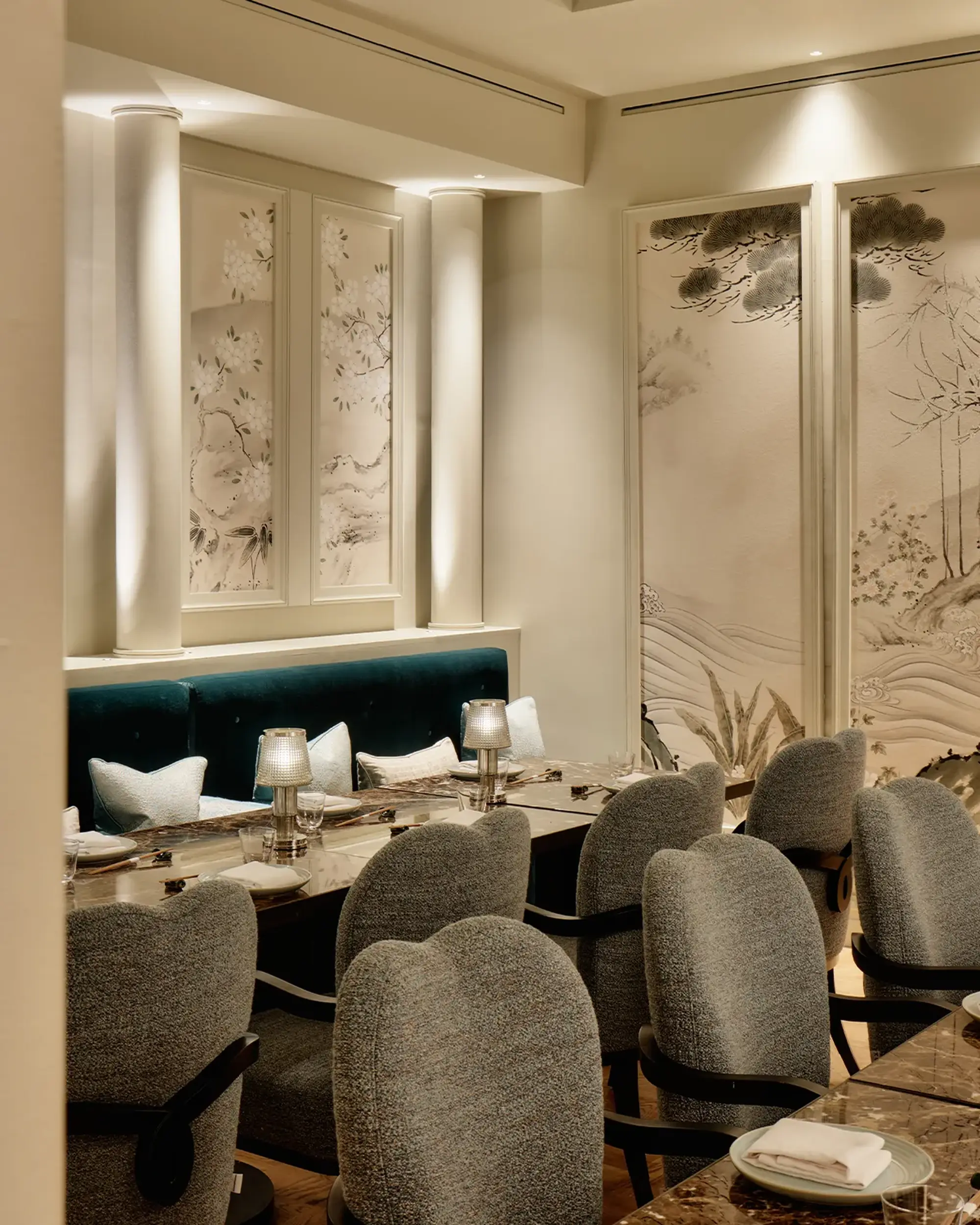 Aki London interior