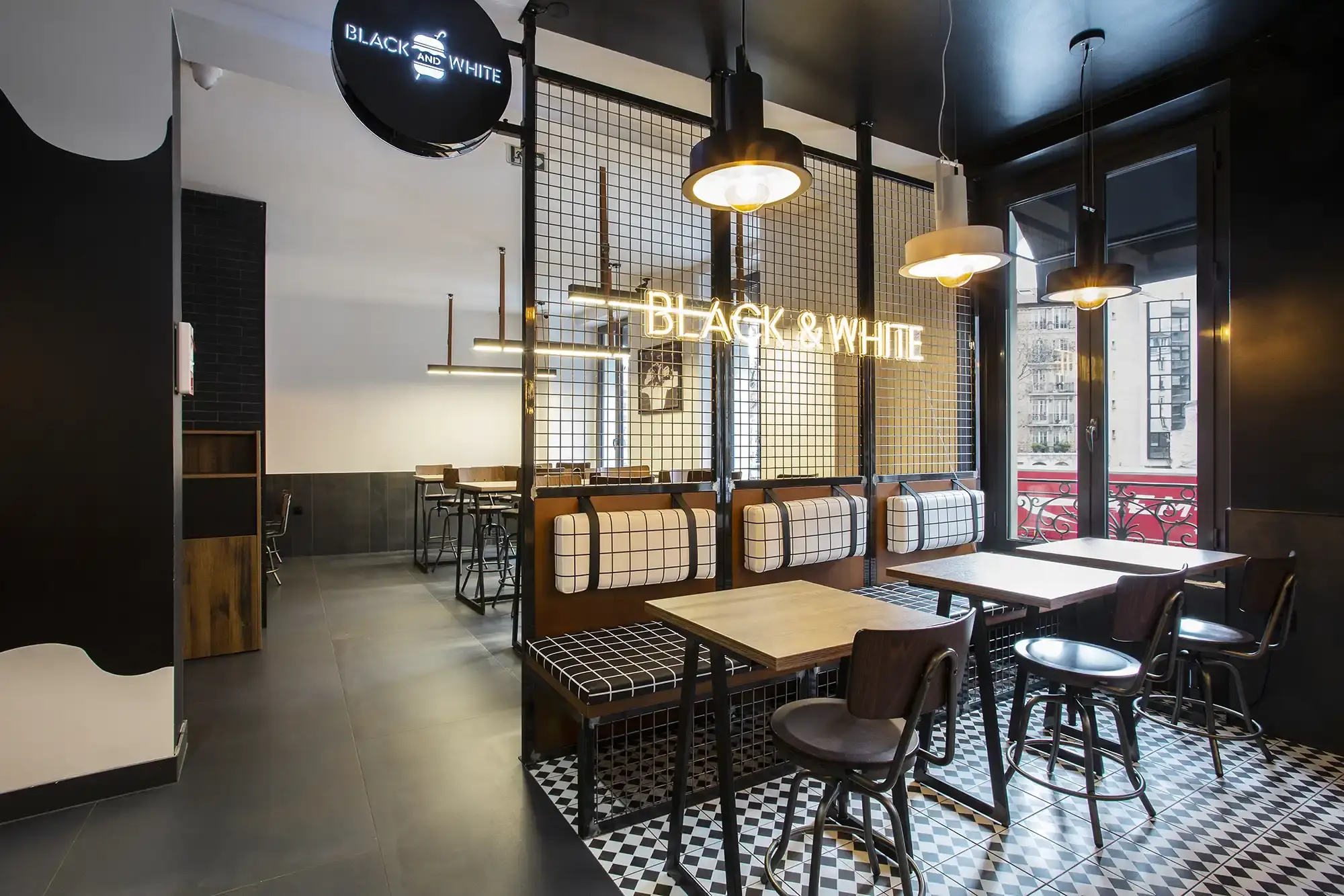 Black & White Burger interior