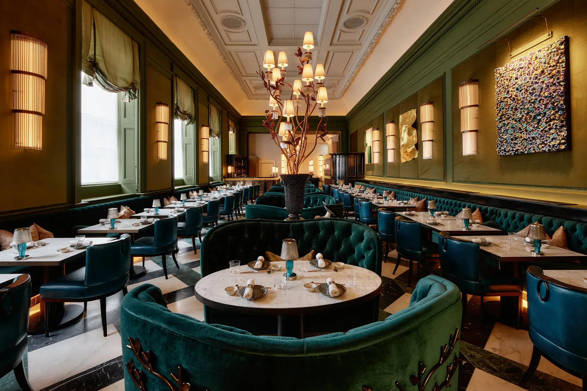 Aki London interior