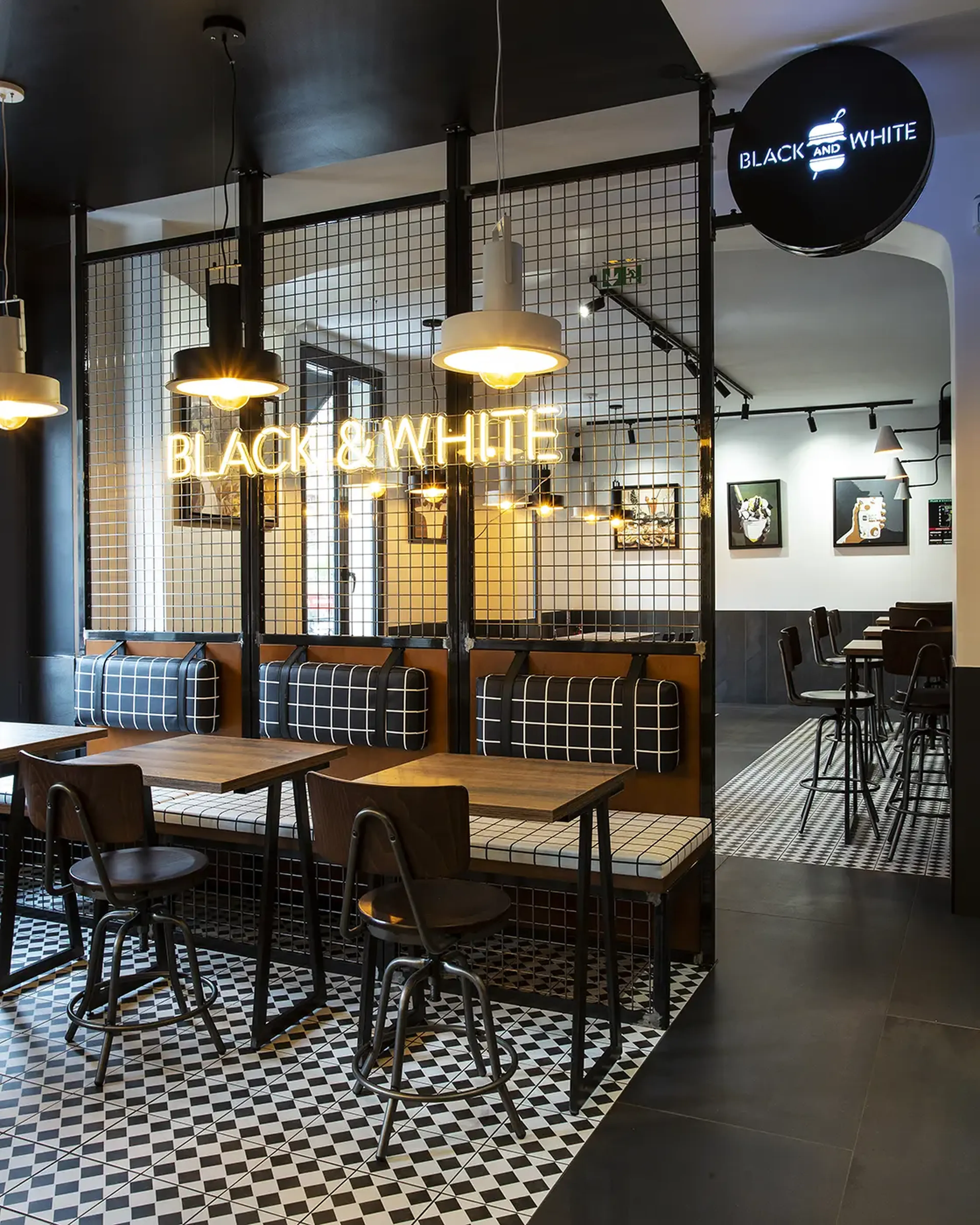 Black & White Burger
