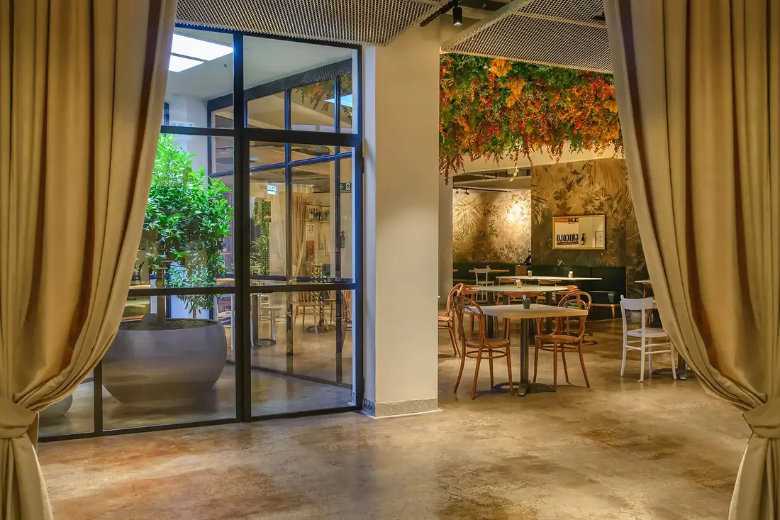 Eataly interior