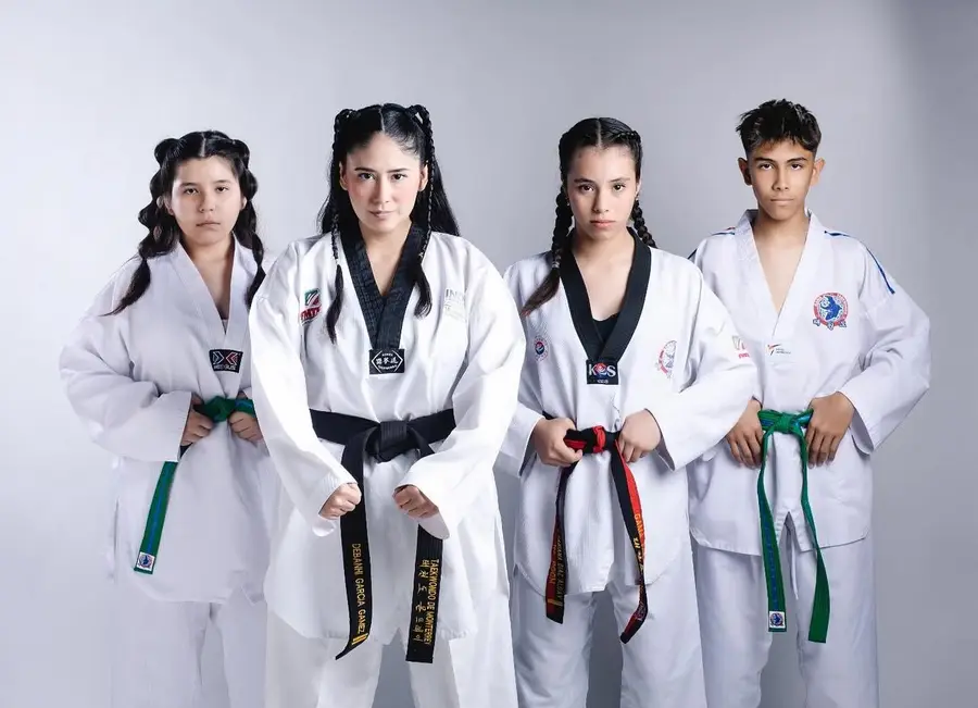 Alumnos competidores de Taekwondo en Monterrey