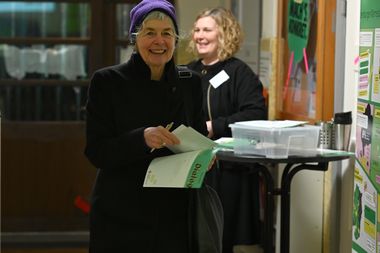 Material bei einer öffentlichen Veranstaltung zum Wärmeplan