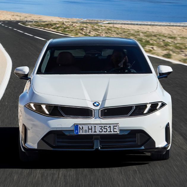 https://a.storyblok.com/f/292711/1280x720/41ec57b015/p90645850_highres_the-new-bmw-i3-50-xd_1280.jpg