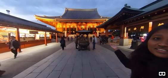 World travel with VR: the innovative approach of THINK Global School