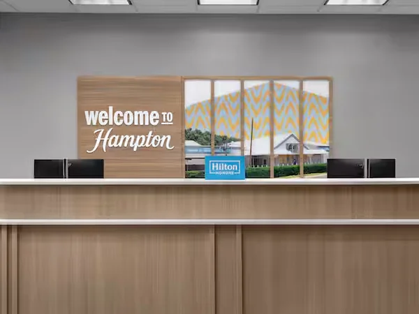 Hampton Inn Roswell NM - Image 1