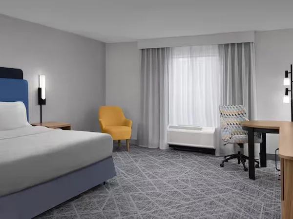 Hampton Inn Roswell NM - Image 11