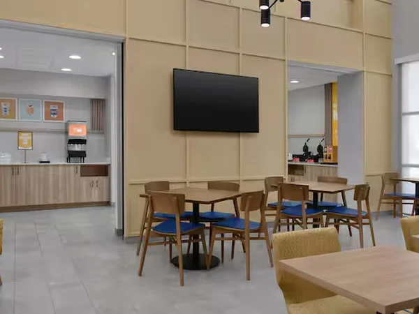Hampton Inn Roswell NM - Image 10