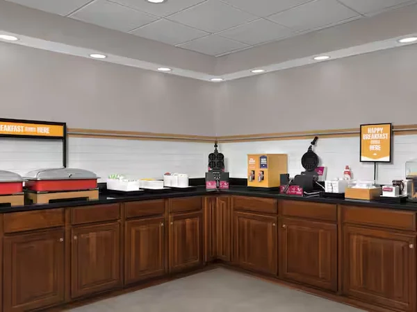 Hampton Inn Duncan SC - Image 4