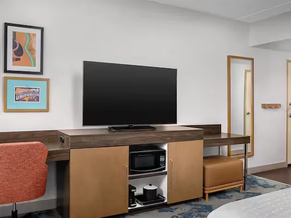 Hampton Inn Clinton SC - Image 8