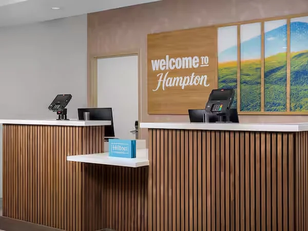 Hampton Inn Clinton SC - Image 9