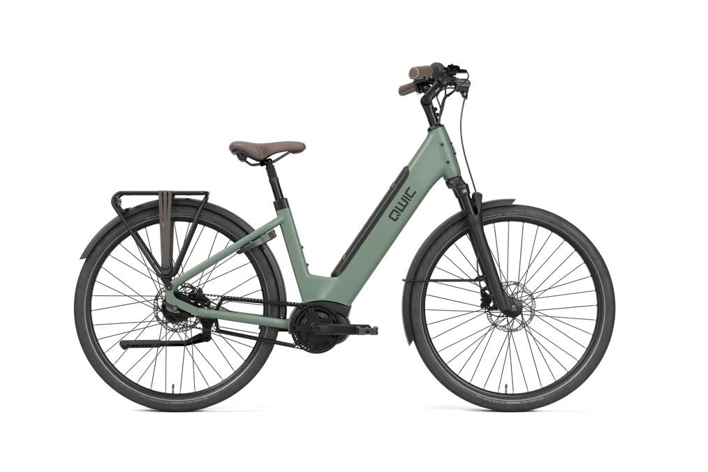 Elan Flow in Pebble Green