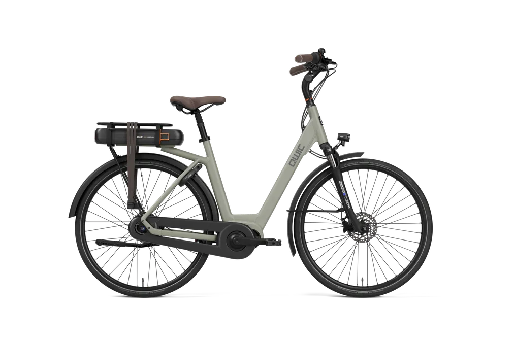 Echo Daily in Khaki Green