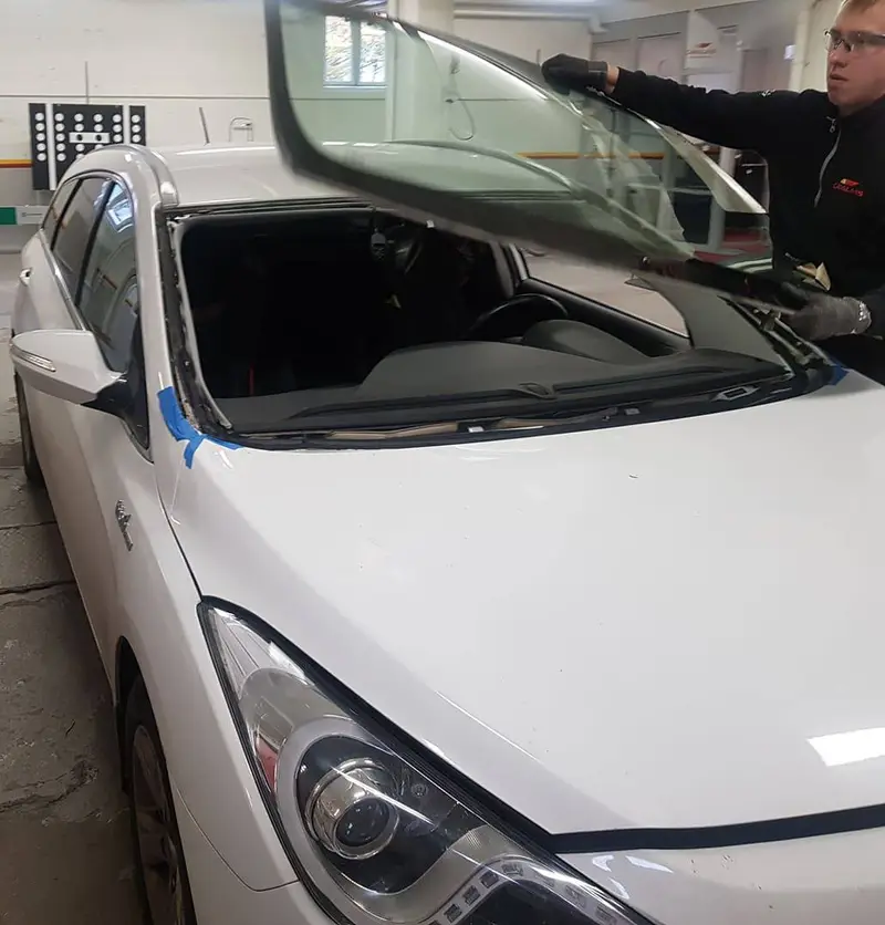 Hyundai får ny vindruta hos Carglass