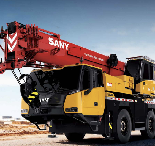 Żuraw samojezdny SAC 600E – kiedy udźwig 60 ton wystarczy do realizacji inwestycji?