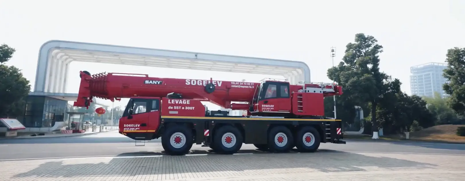 Kiedy warto wybrać SAC 1200E – model o udźwigu 120 ton?