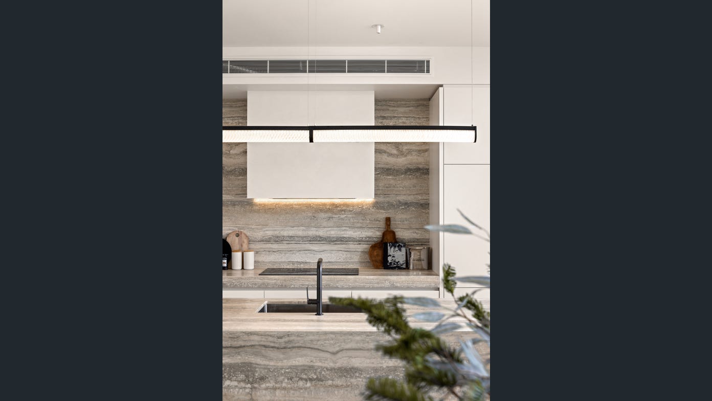 Castle Cove Grand Residence image 2