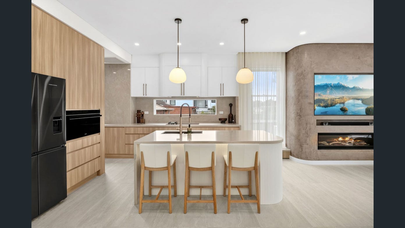 Willoughby Signature Duplex image 4