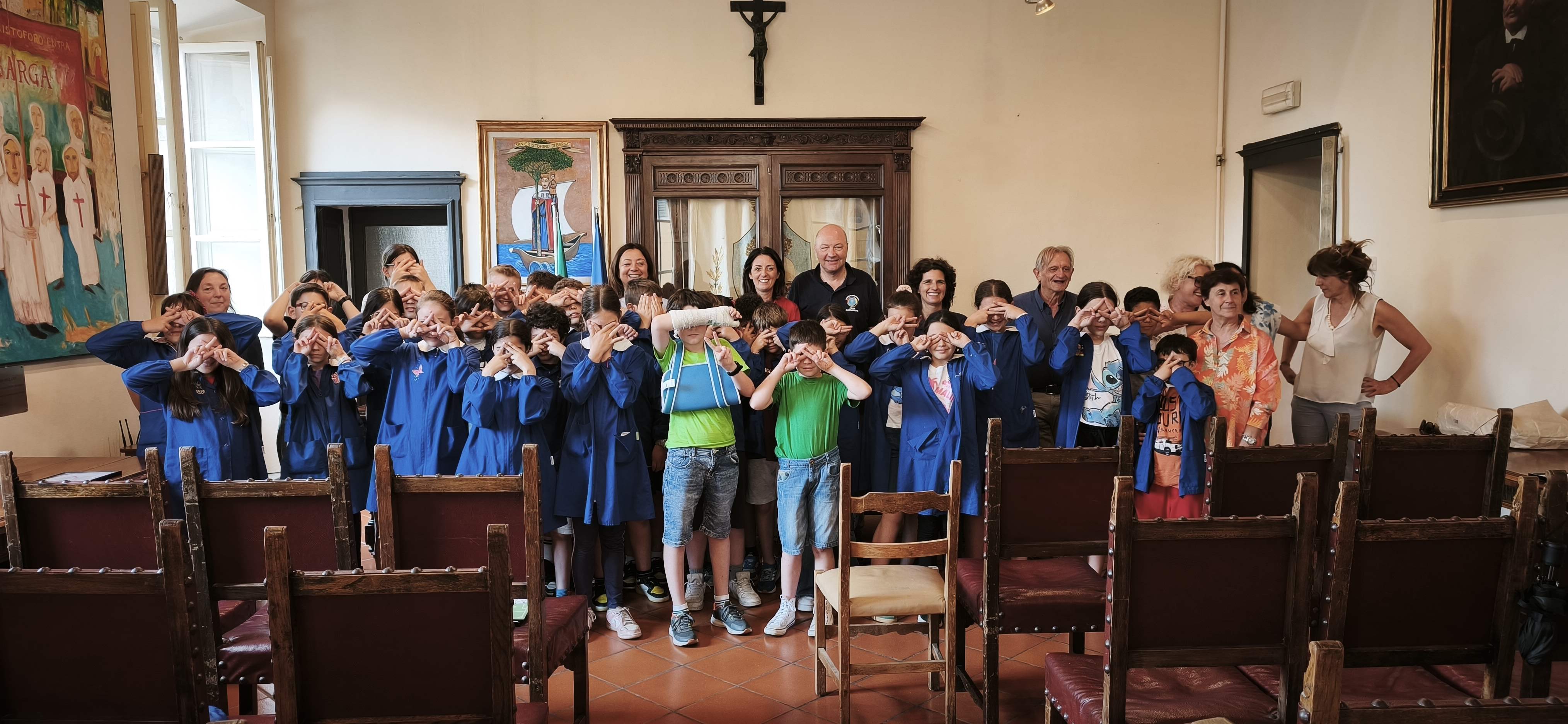La Premiazione per gli alunni e le scuole di Fornaci di Barga e Barga presso la Sala Consiliare del Comune di Barga