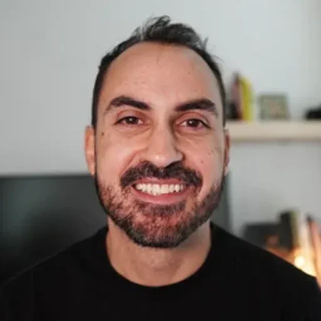 Frank Suarez headshot