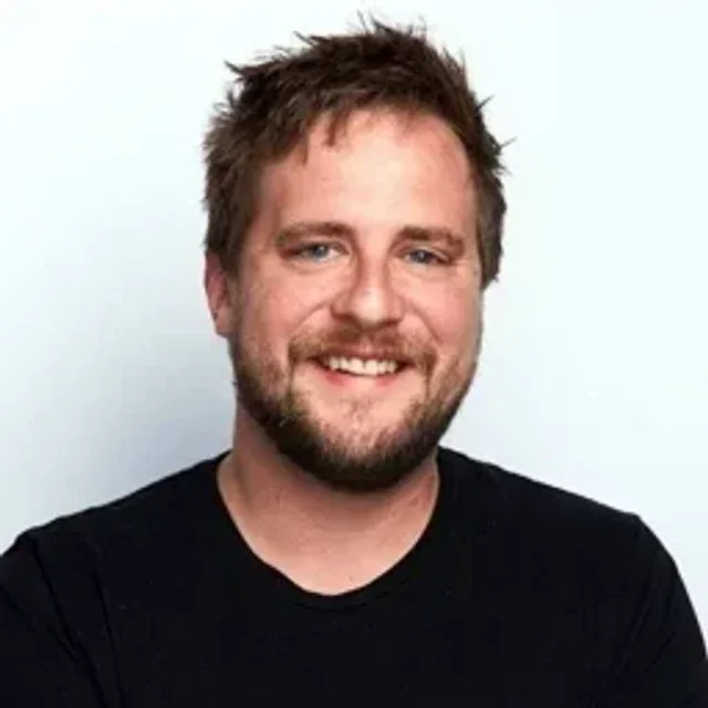 Dany Greer headshot