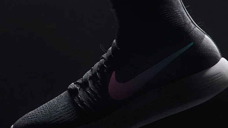 Motion Design Inspiration: Shoe Advertising article thumbnail