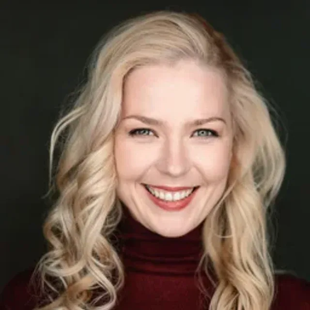 Marta Svetek headshot