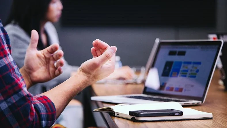 Business Negotiating Tips from Chris Do article thumbnail