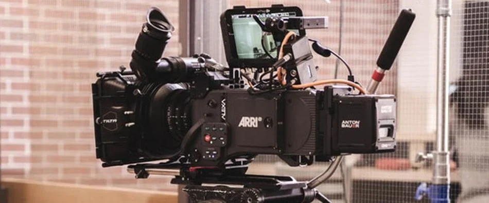 lessons-hollywood-mograph-lenses-5.jpg