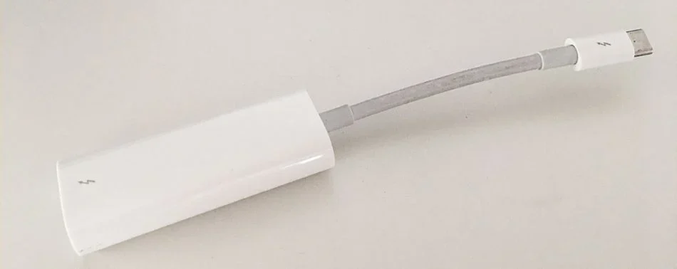Apple_TB3_TB2_Adapter.jpg