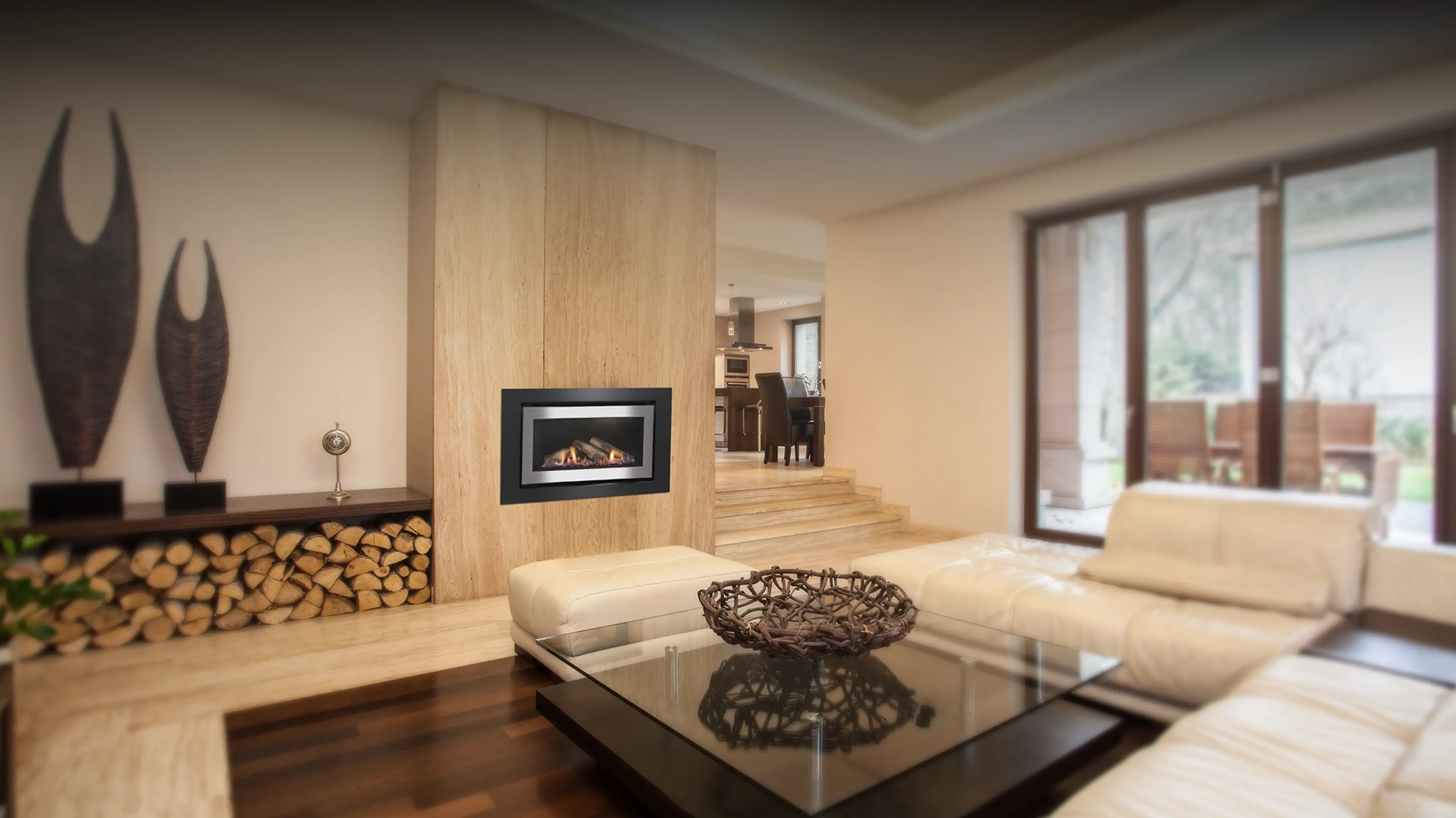 Rinnai 950 Gas Fireplace (lifestyle)