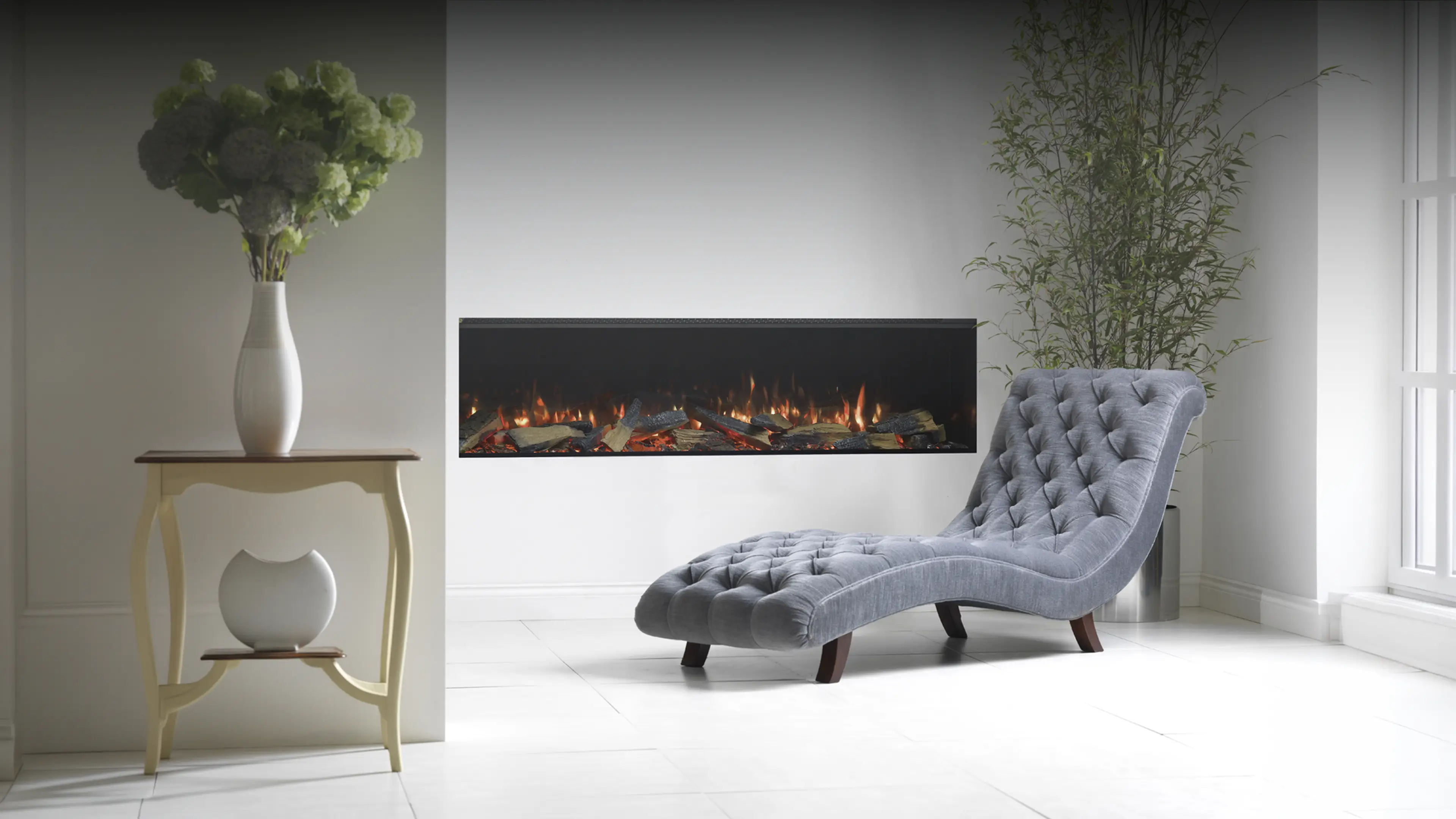 Rinnai ES 2200 Fireplace (lifestyle)