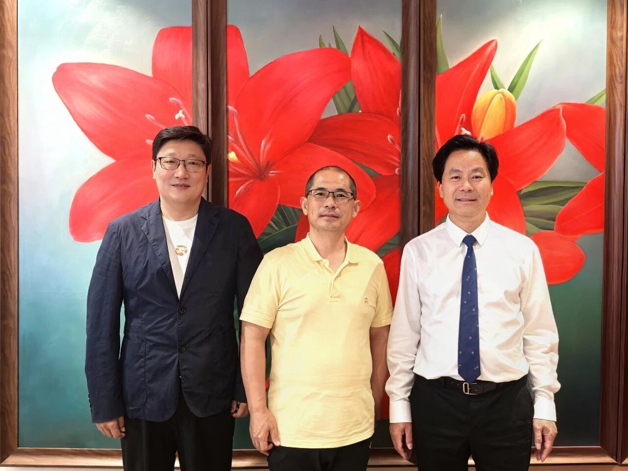 丰麒集团与香港铜锣湾集团共探东盟出海与清真产业新机遇  FengQi Group and Hong Kong Causeway Bay Group Explore New Opportunities in ASEAN Expansion and the Halal Industry