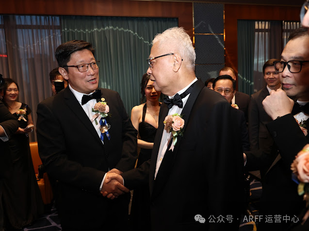企业出海，关键是走进当地市场  The Key to Overseas Expansion Is Entering the Local Market
