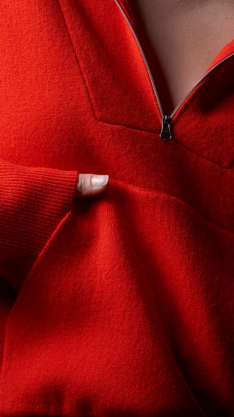 Amery T-Neck