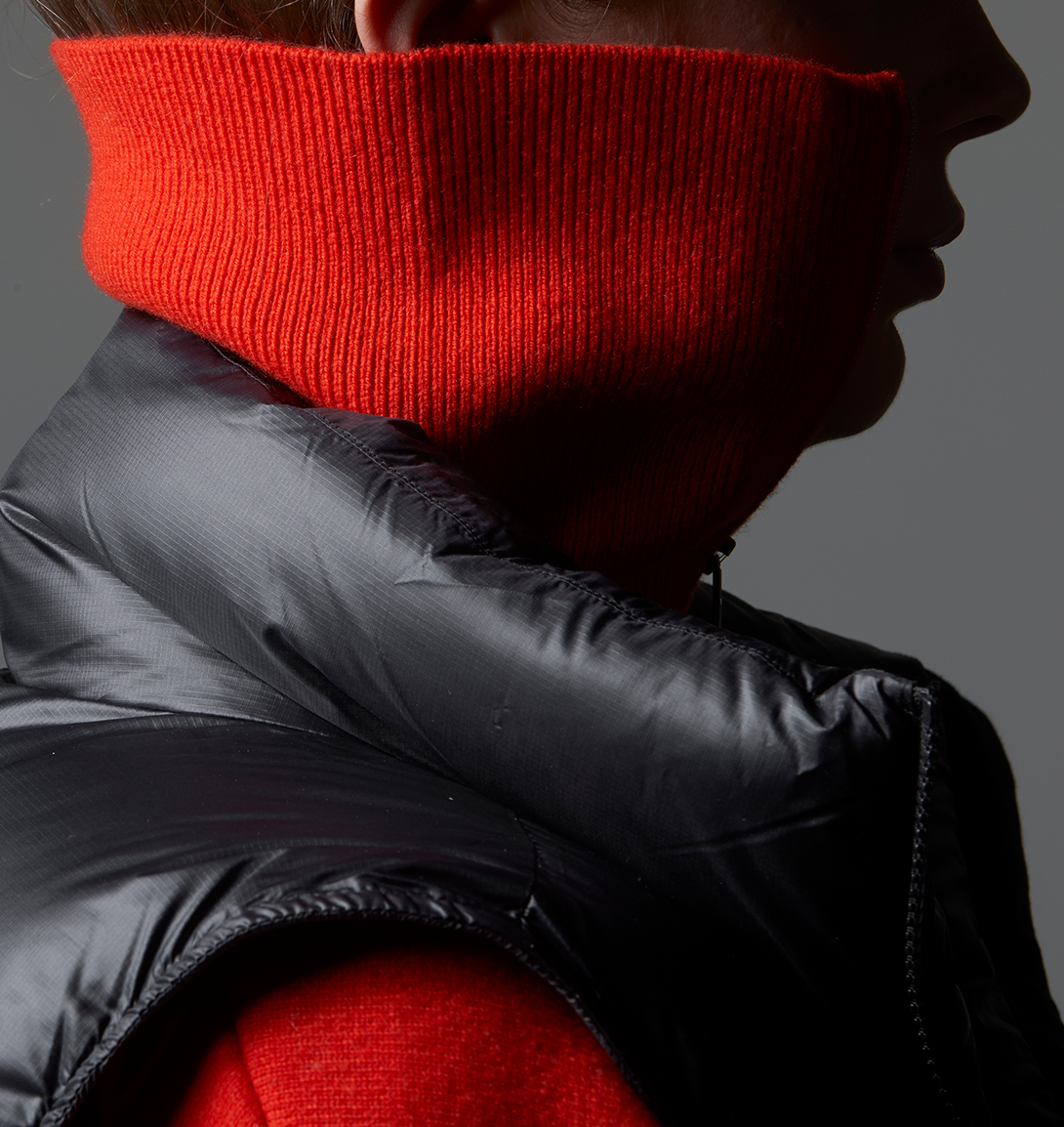Amery T-Neck