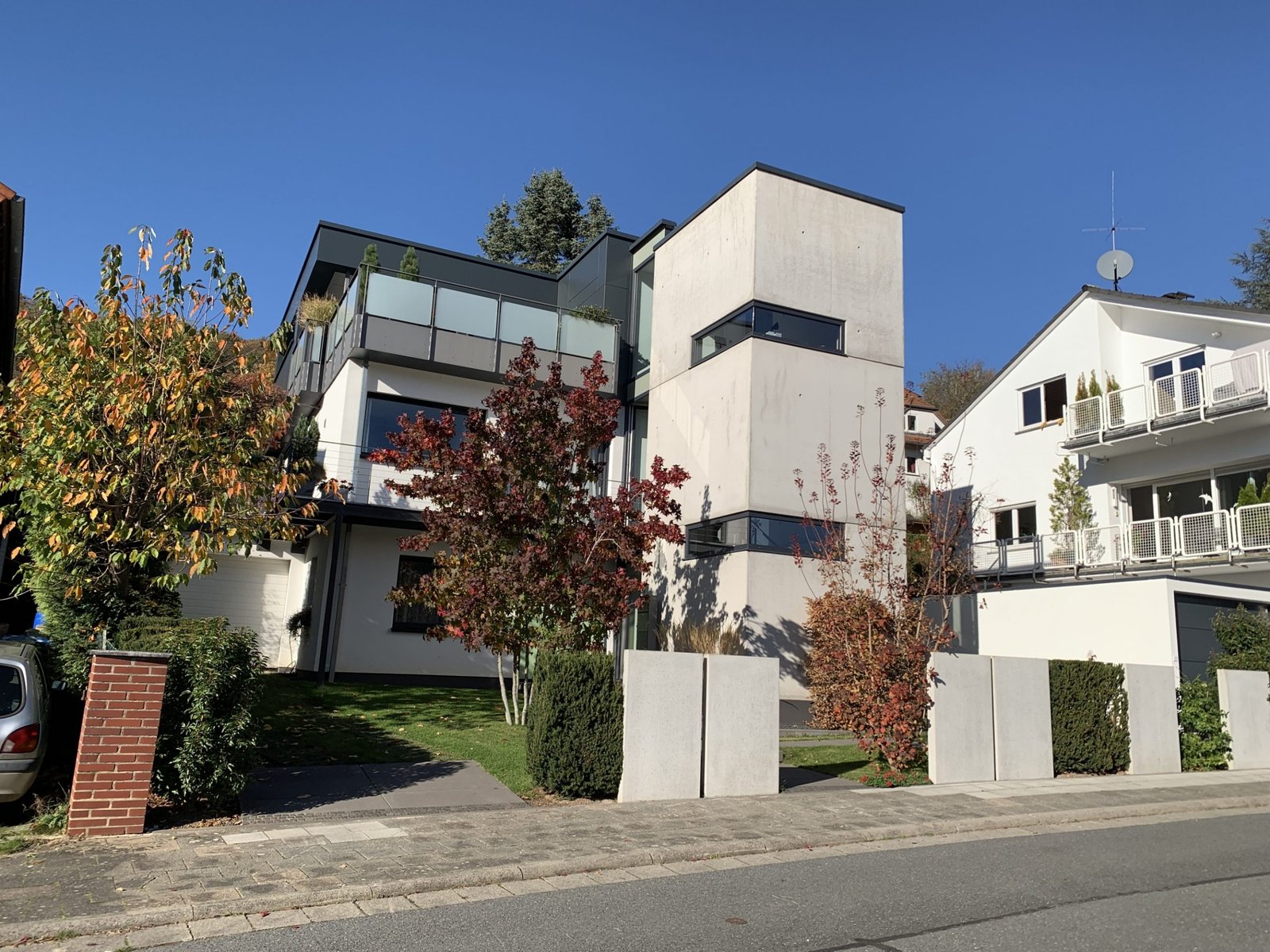 Zweischwesternhaus W-B