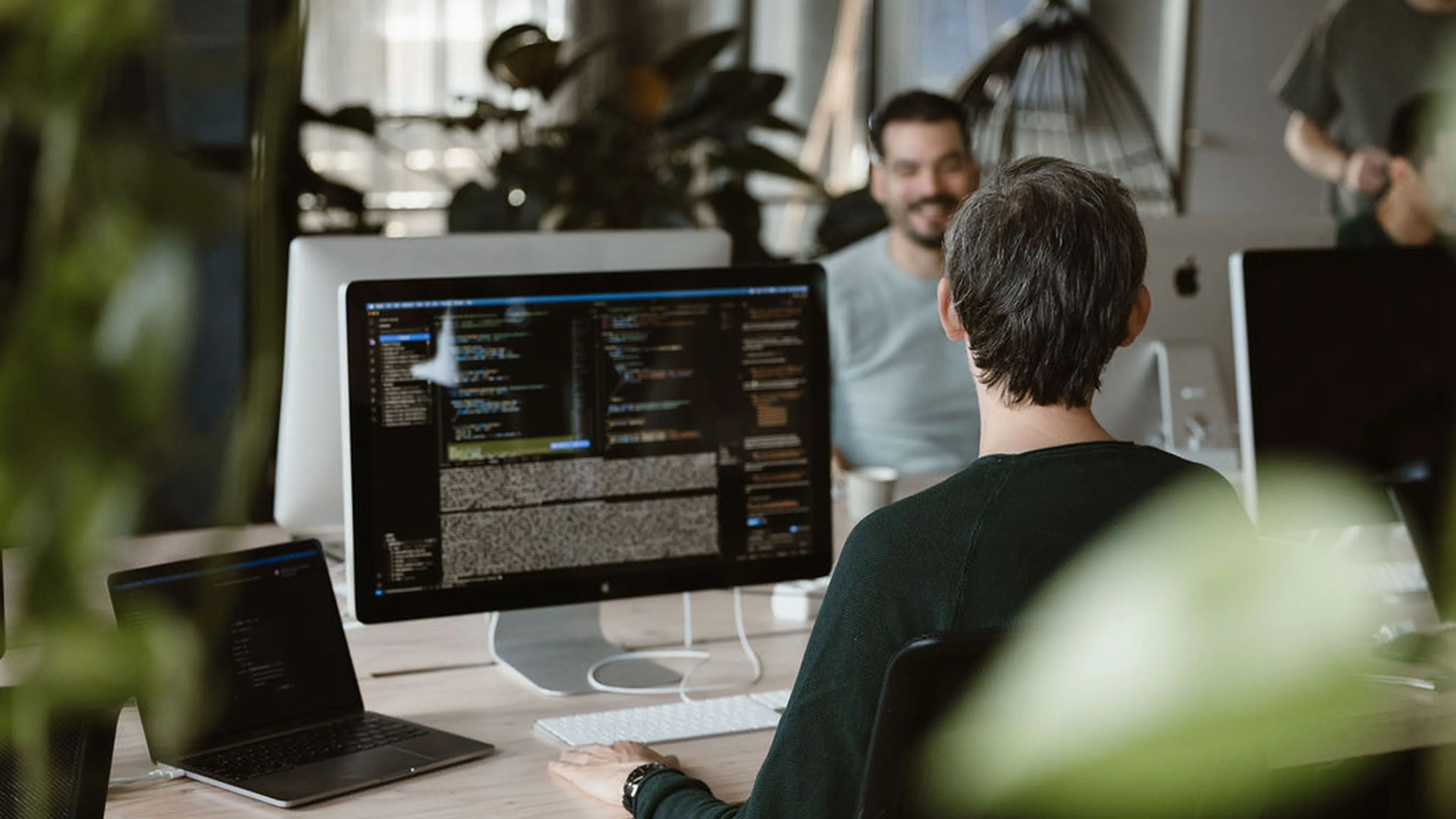 Waarom steeds meer MKB+ organisaties hun platform bouwen in een MACH-architectuur