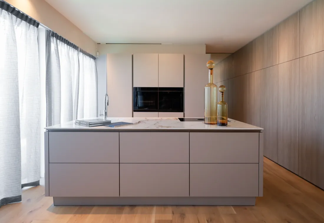 Siematic slx eilandkeuken in achat zijdemat