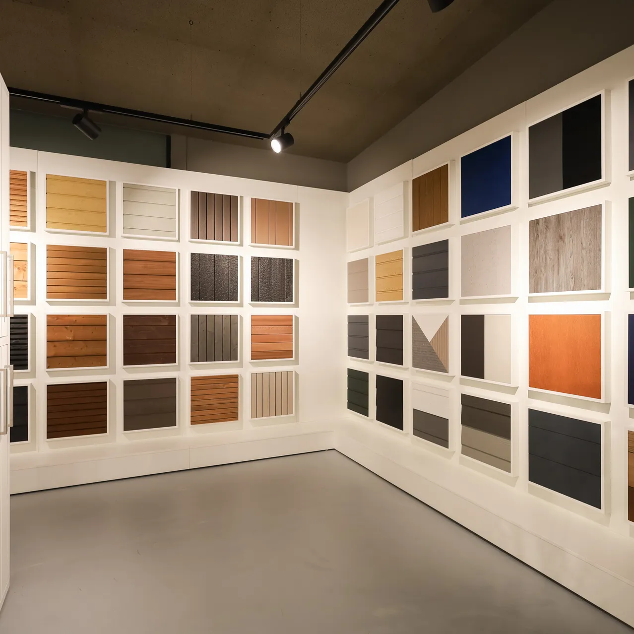 Gevelbekleding in showroom roelofarendsveen 3