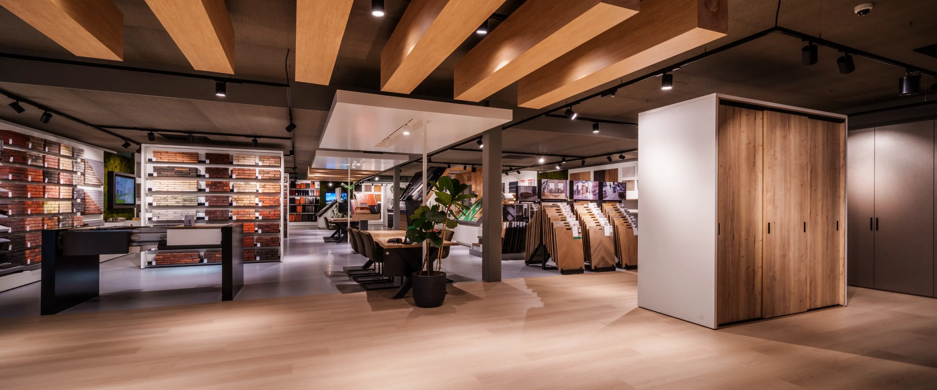 Showroom diepte roelofarendsveen 2