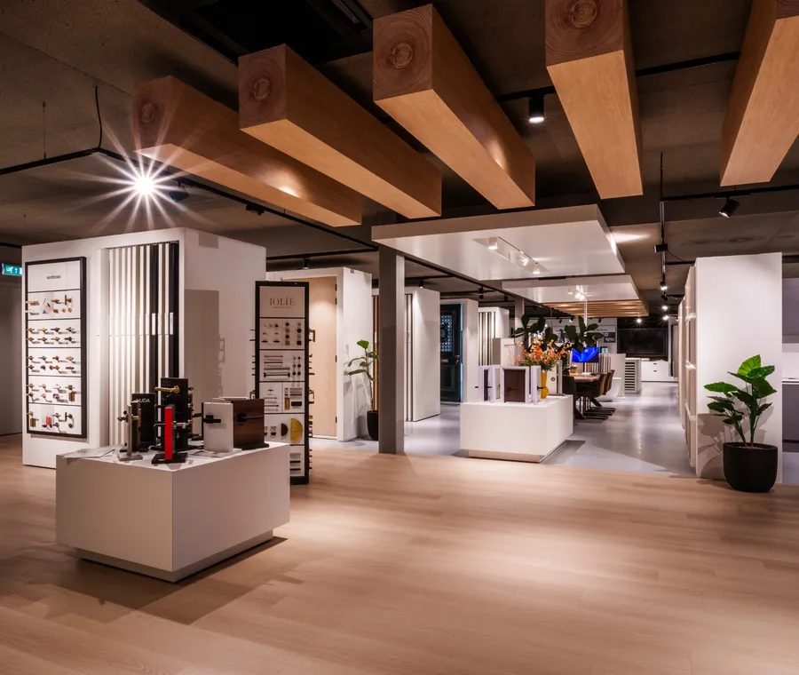 Showroom diepte roelofarendsveen 3